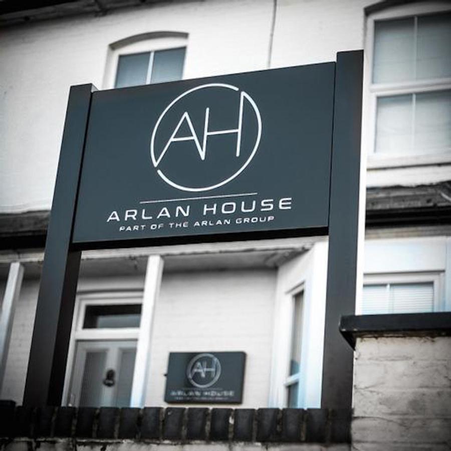 Arlan House, Central Basingstoke Hotel Exterior foto