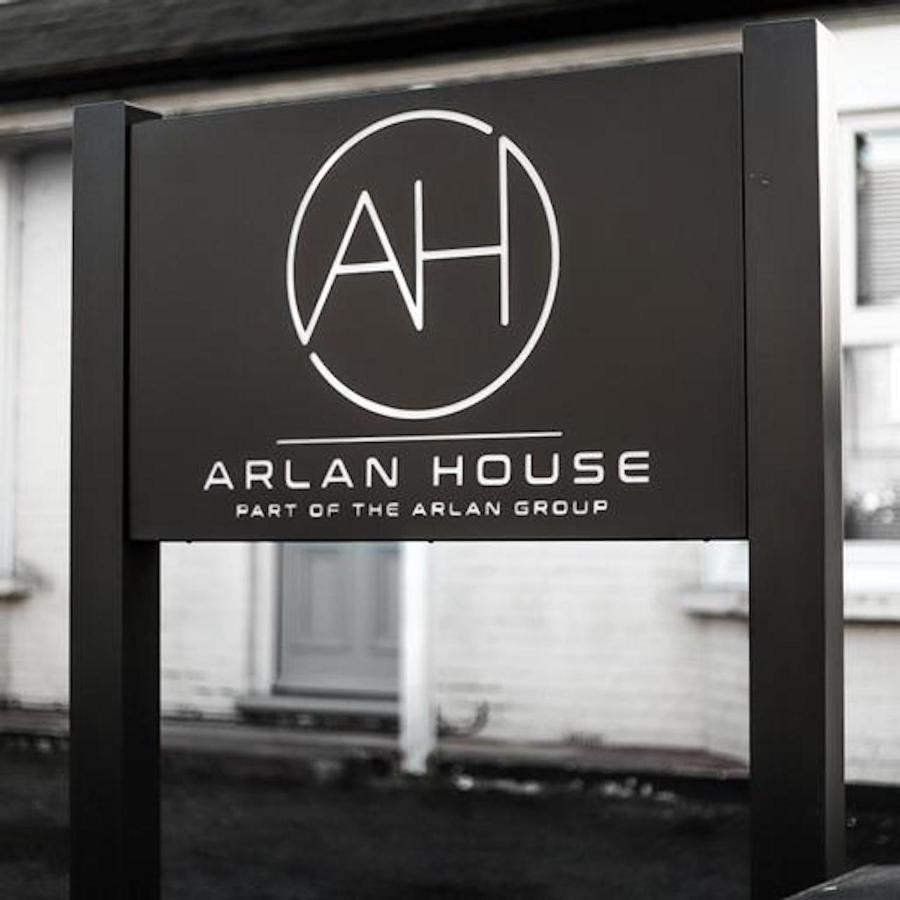 Arlan House, Central Basingstoke Hotel Exterior foto